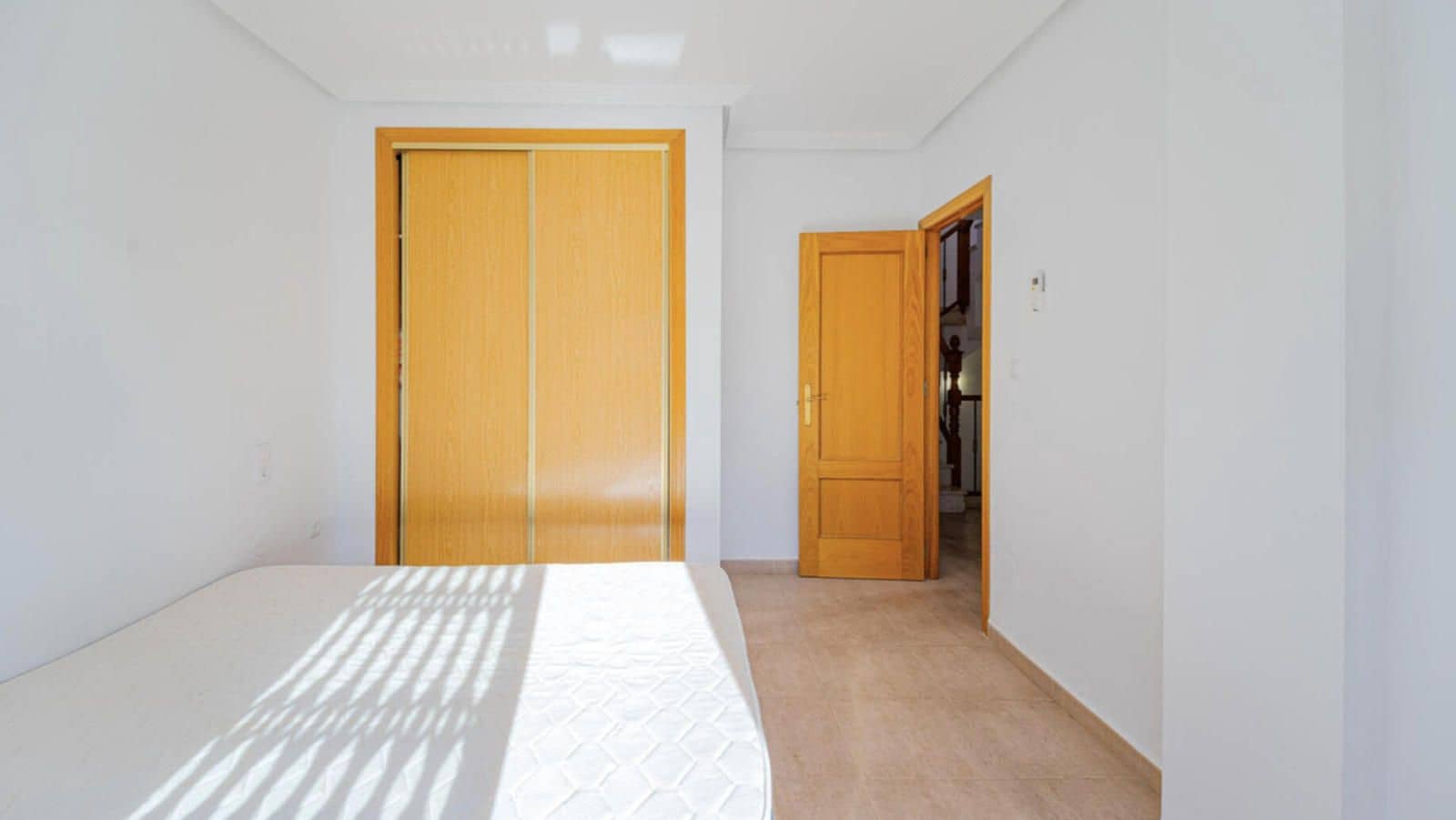 2 soveværelse Byhus til salg i Los Altos med swimmingpool garage - € 199.000 (Ref: 9542598)