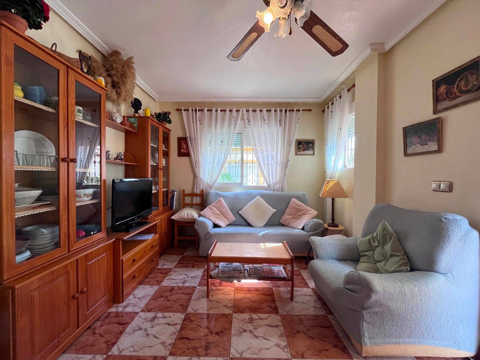 3 quarto Moradia para venda em La Zenia com piscina garagem - 235 000 € (Ref: 9547199)