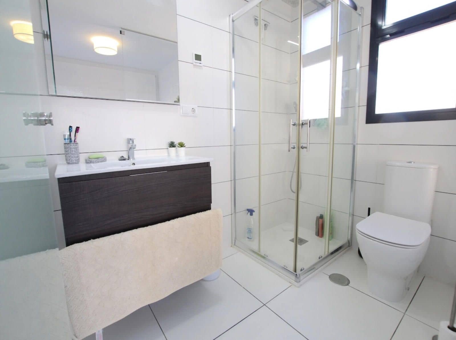 2 sovrum Lägenhet till salu i Villamartin med pool - 235 000 € (Ref: 9547345)