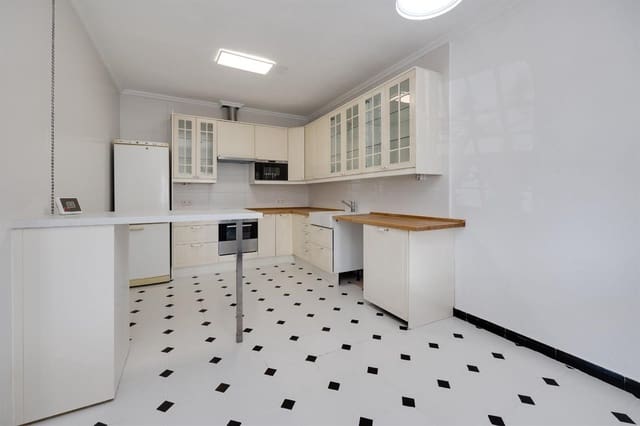 3 sovrum Villa till salu i El Chaparral, Torrevieja med pool garage - 380 000 € (Ref: 9549793)