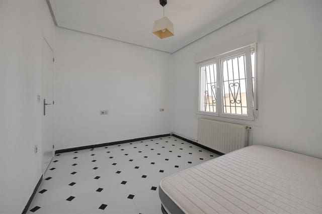 3 sovrum Villa till salu i El Chaparral, Torrevieja med pool garage - 380 000 € (Ref: 9549793)