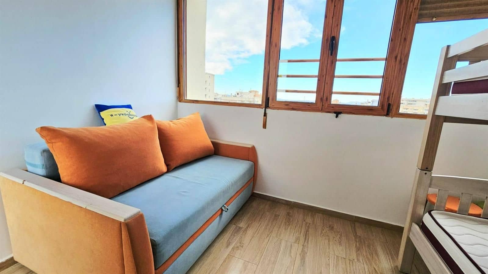 1 soveværelse Lejlighed til salg i Torrevieja med swimmingpool - € 127.300 (Ref: 9565724)