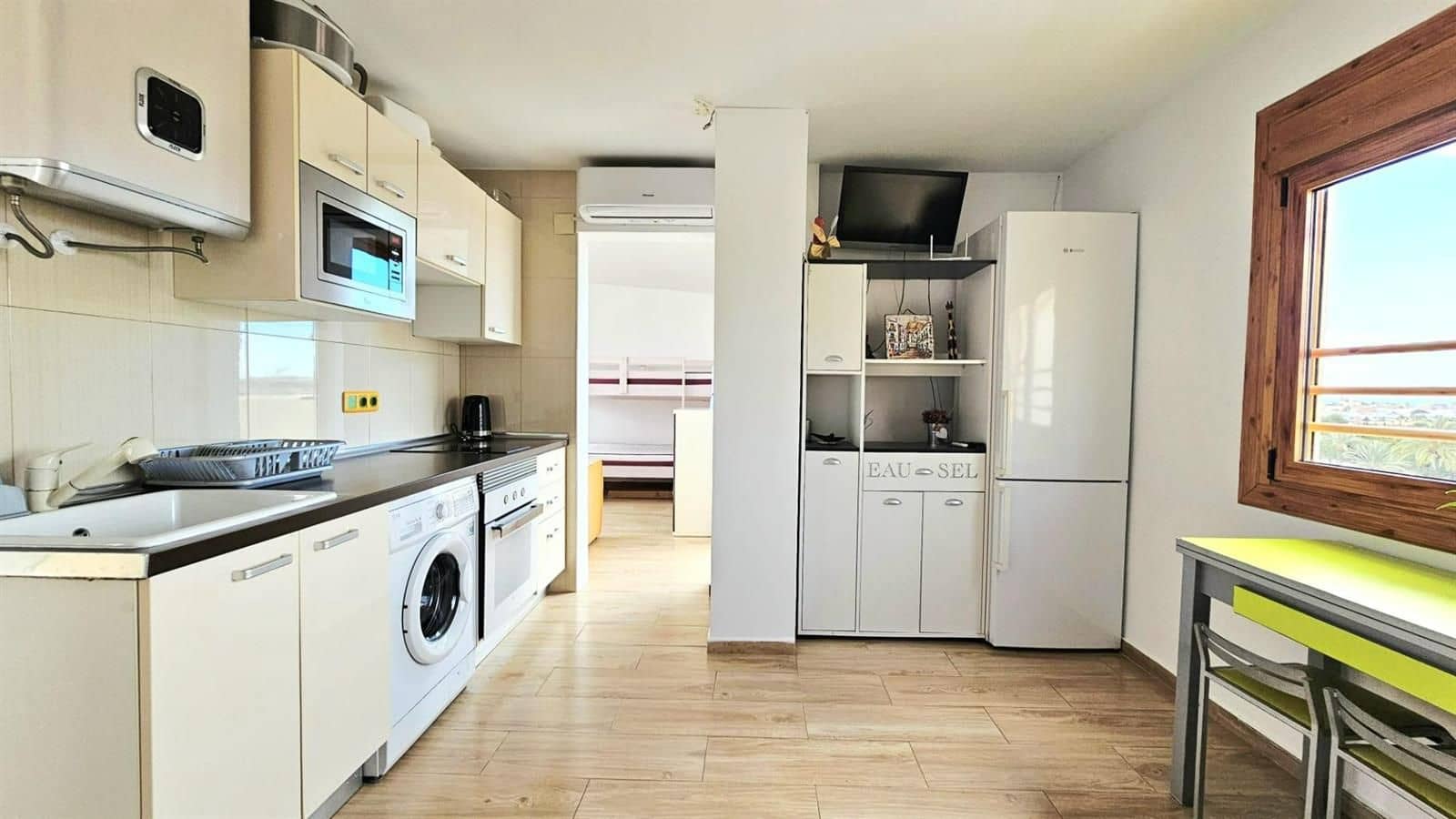 1 soveværelse Lejlighed til salg i Torrevieja med swimmingpool - € 127.300 (Ref: 9565724)