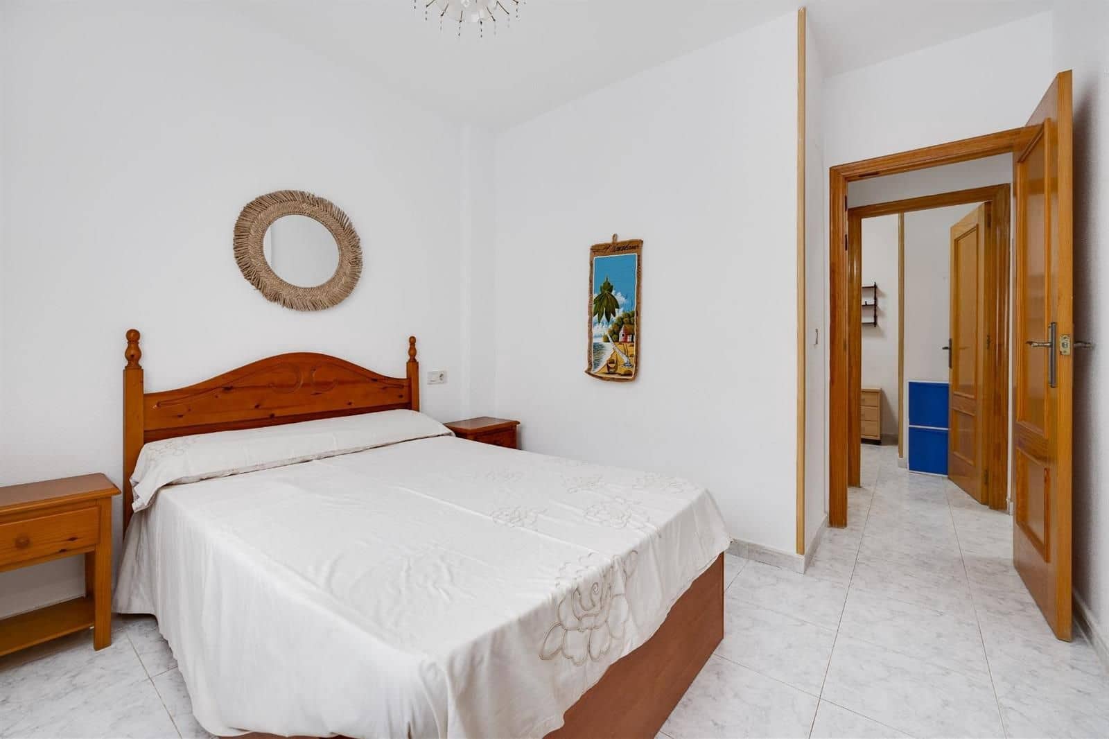 Piso de 2 habitaciones en Torrevieja en venta con piscina garaje - 169.990 € (Ref: 9565726)