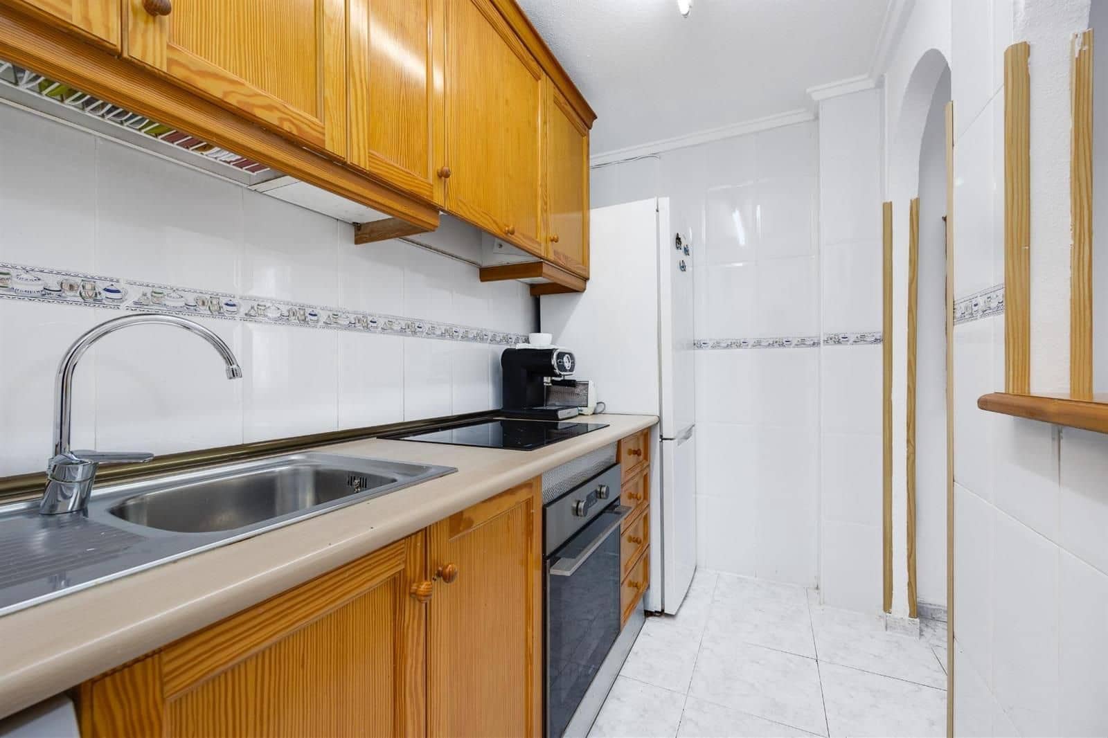 Piso de 2 habitaciones en Torrevieja en venta con piscina garaje - 169.990 € (Ref: 9565726)