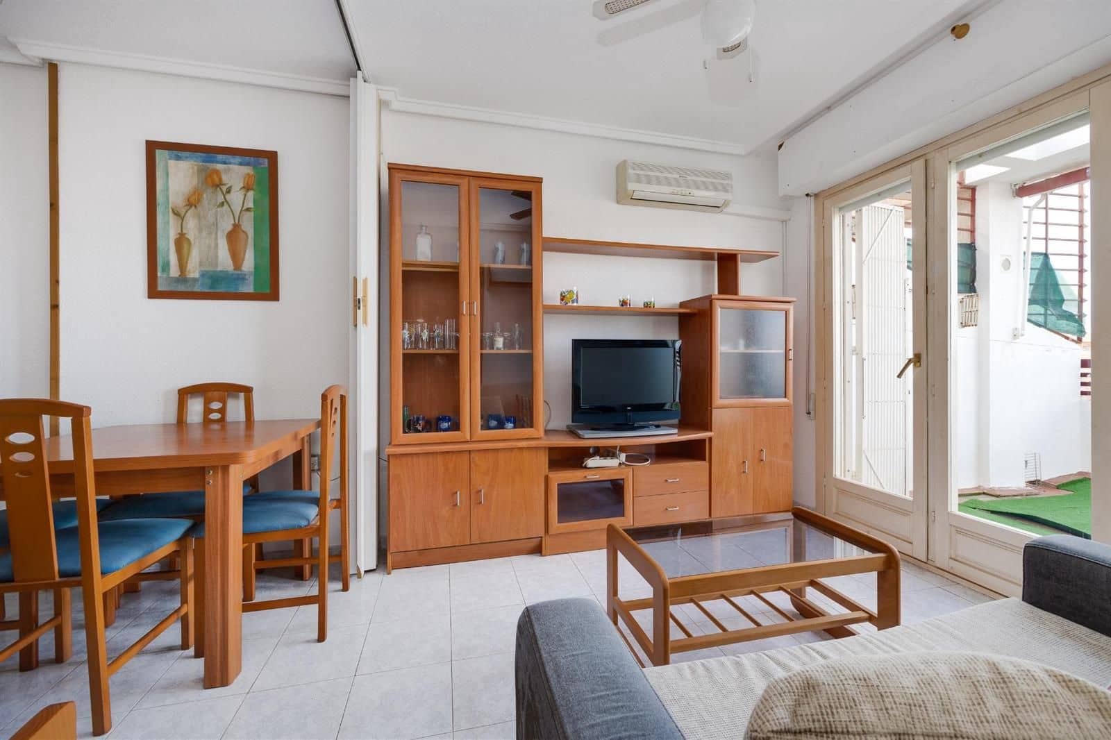 1 soveværelse Penthouse til salg i Torrevieja med swimmingpool - € 129.900 (Ref: 9565728)