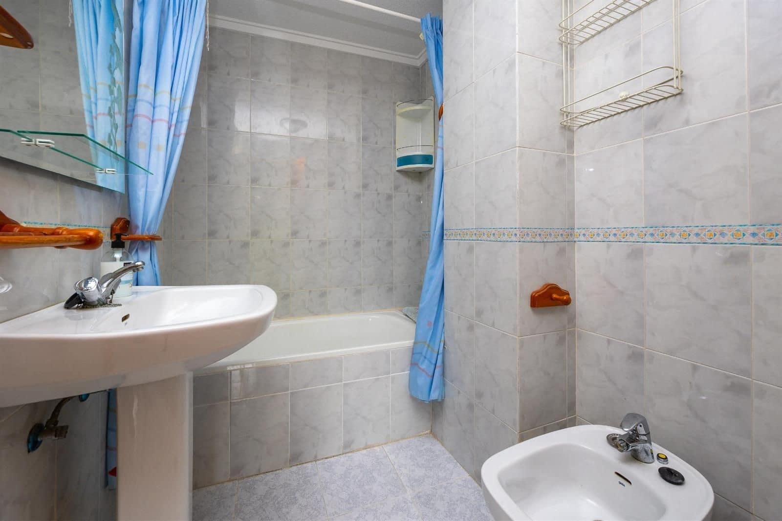 1 soveværelse Penthouse til salg i Torrevieja med swimmingpool - € 129.900 (Ref: 9565728)