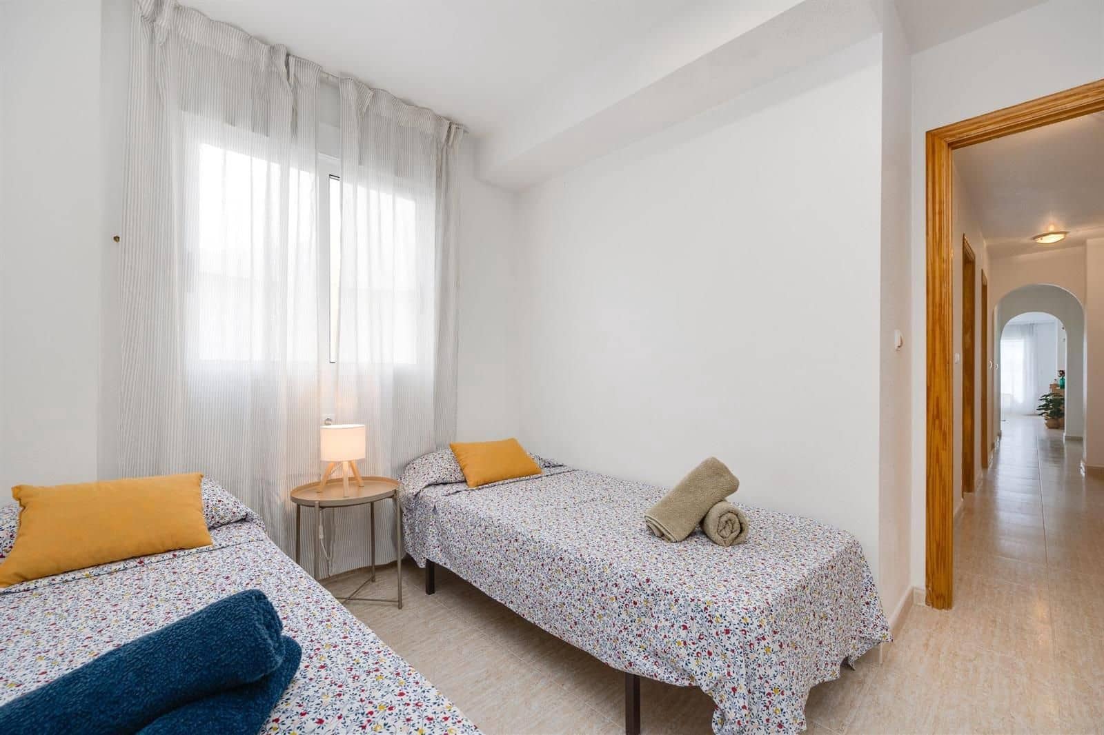 Ático de 2 habitaciones en Torrevieja en venta - 149.900 € (Ref: 9565729)