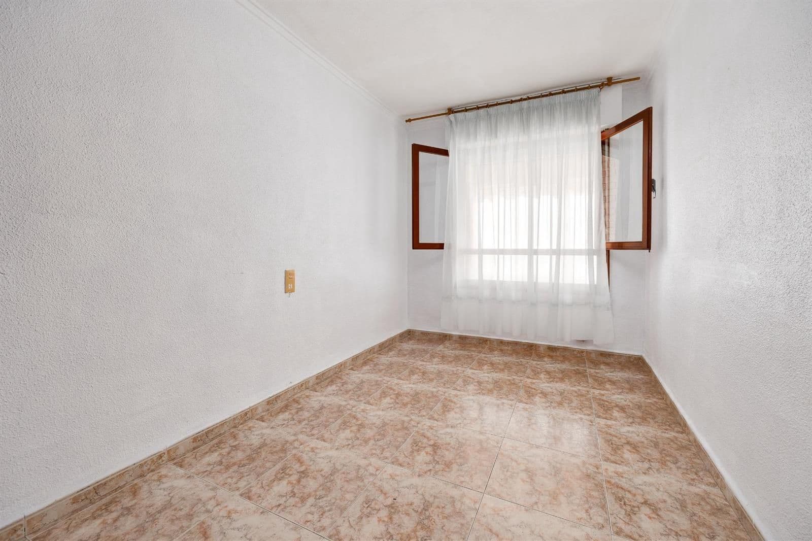 3 sypialnia Mieszkanie na sprzedaż w Torrevieja - 139 900 € (Ref: 9569317)