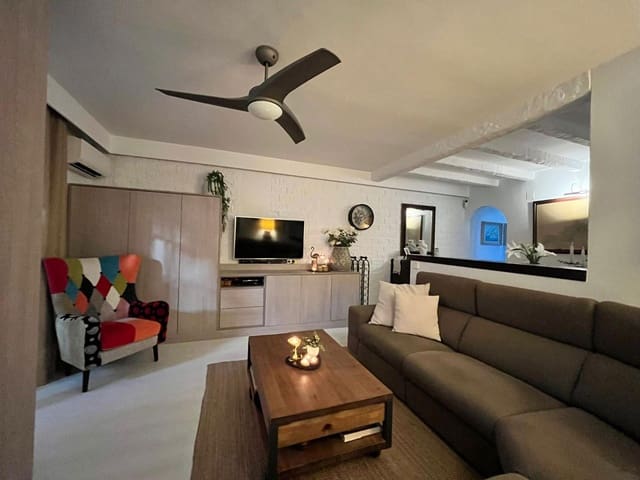 3 chambre Penthouse à vendre à Torrevieja - 260 000 € (Ref: 9569554)