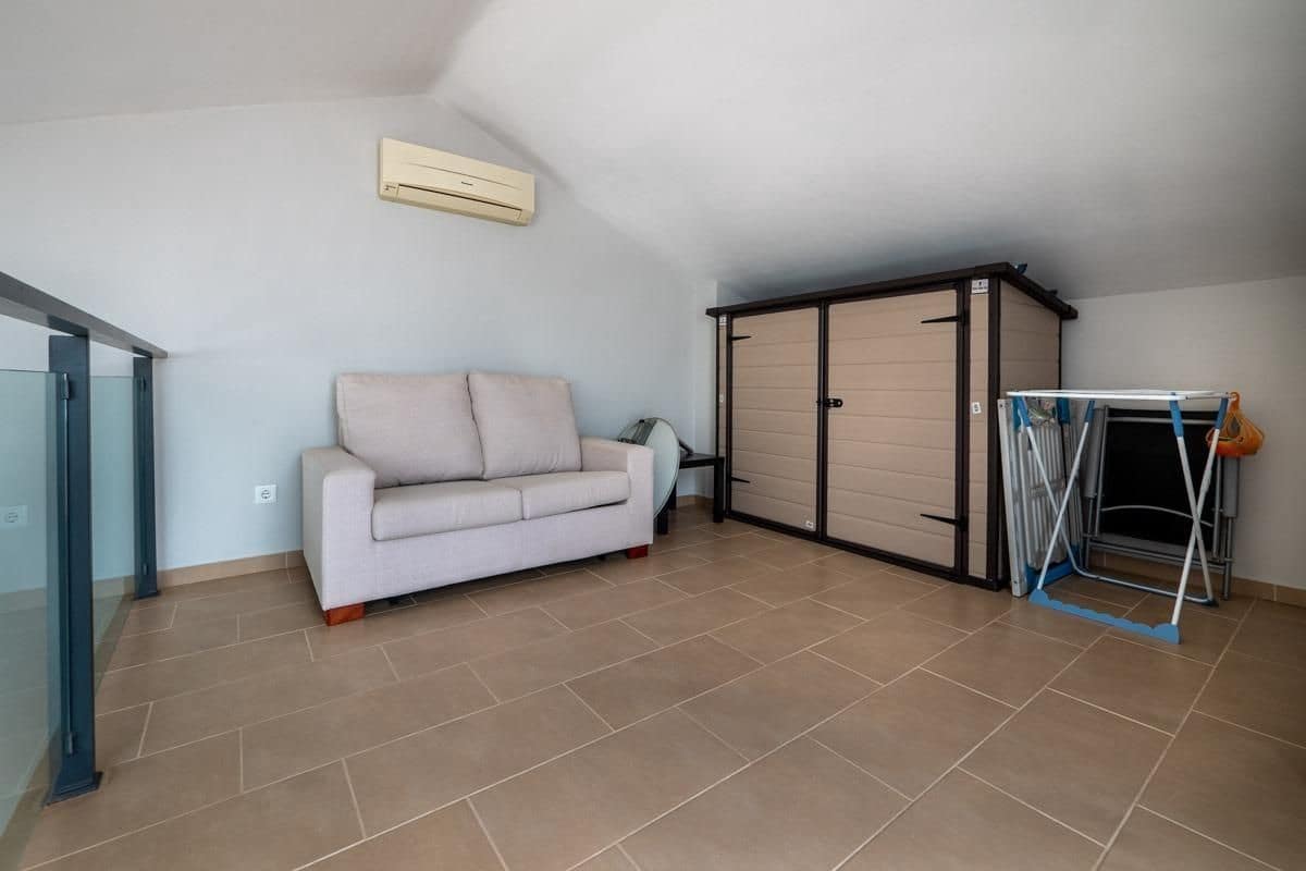 2 soverom Villa til salgs i Orihuela Costa med garasje - € 249 000 (Ref: 9571497)
