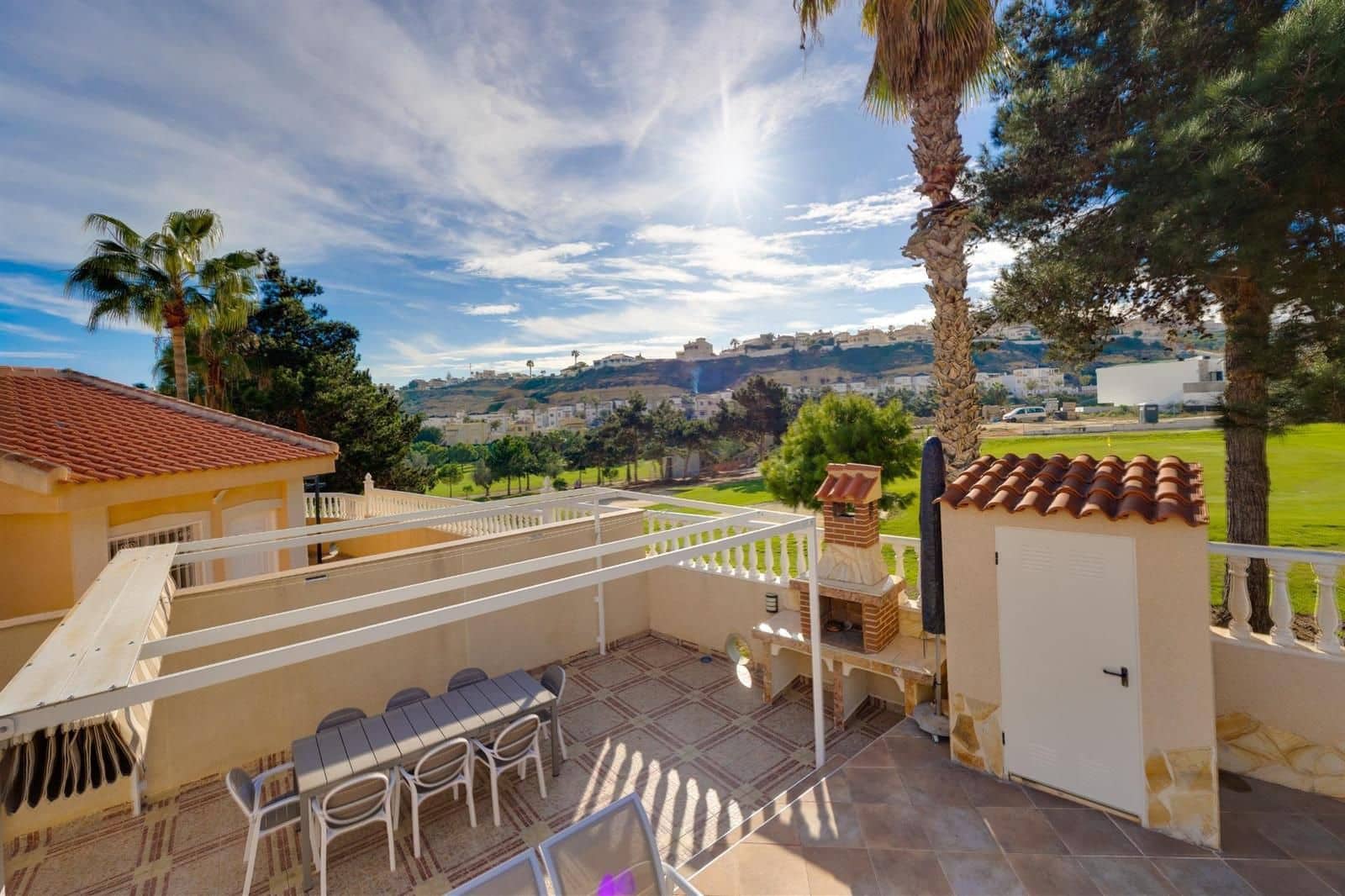 2 chambre Villa/Maison à vendre à La Marquesa avec piscine - 365 000 € (Ref: 9579971)