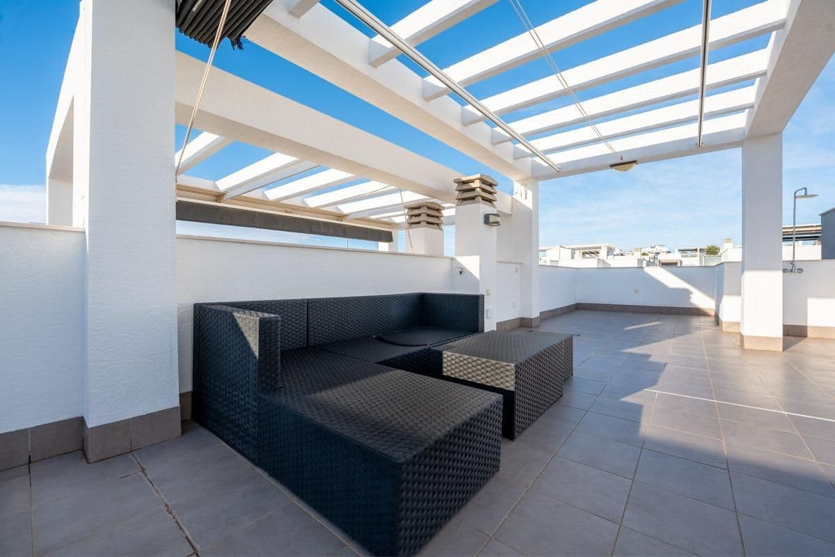 2 chambre Appartement à vendre à Torrevieja avec garage - 299 000 € (Ref: 9579972)
