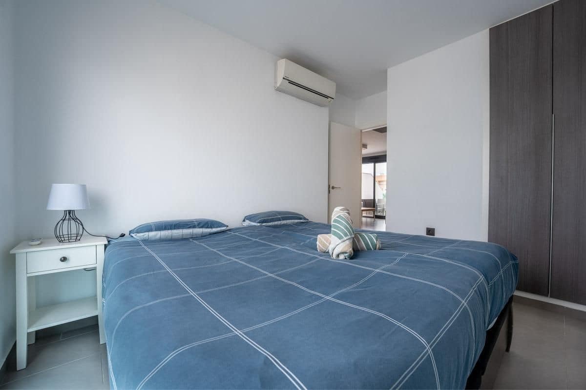 2 chambre Appartement à vendre à Torrevieja avec garage - 299 000 € (Ref: 9579972)