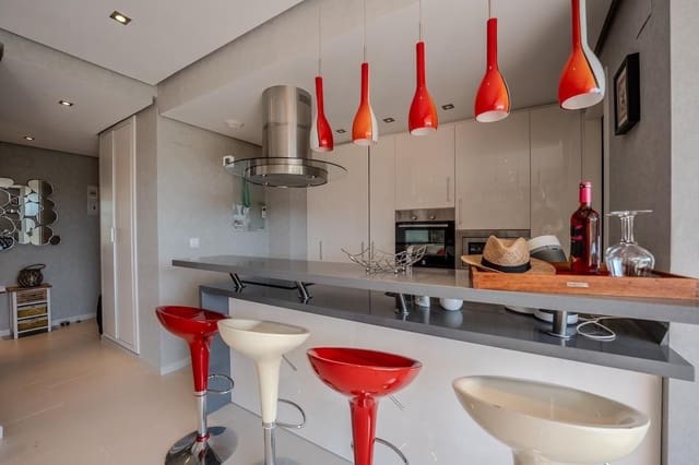 2 makuuhuone Huvila myytävänä paikassa Villamartin, Orihuela mukana 
autotalli - 289 500 € (Ref: 9579974)