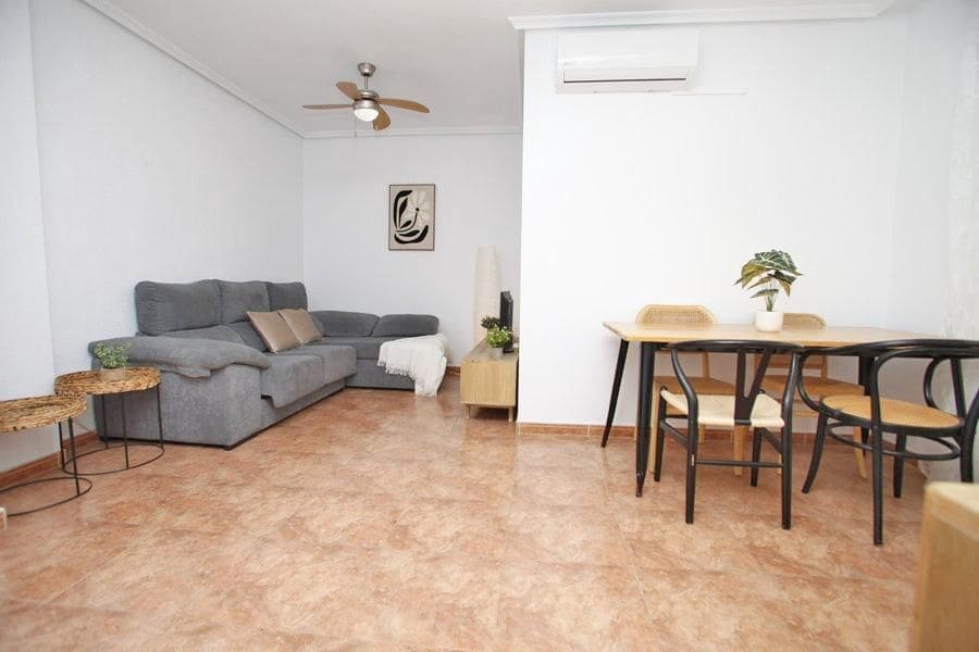 2 camera da letto Appartamento in vendita in Torrevieja - 145.000 € (Rif: 9579975)