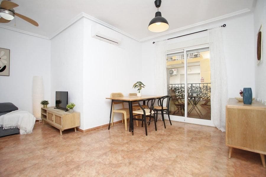 2 camera da letto Appartamento in vendita in Torrevieja - 145.000 € (Rif: 9579975)