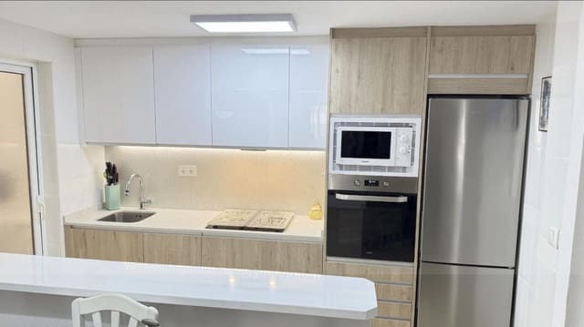 2 makuuhuone Huvila myytävänä paikassa Playa Flamenca, Orihuela mukana uima-altaan - 229 000 € (Ref: 9581217)