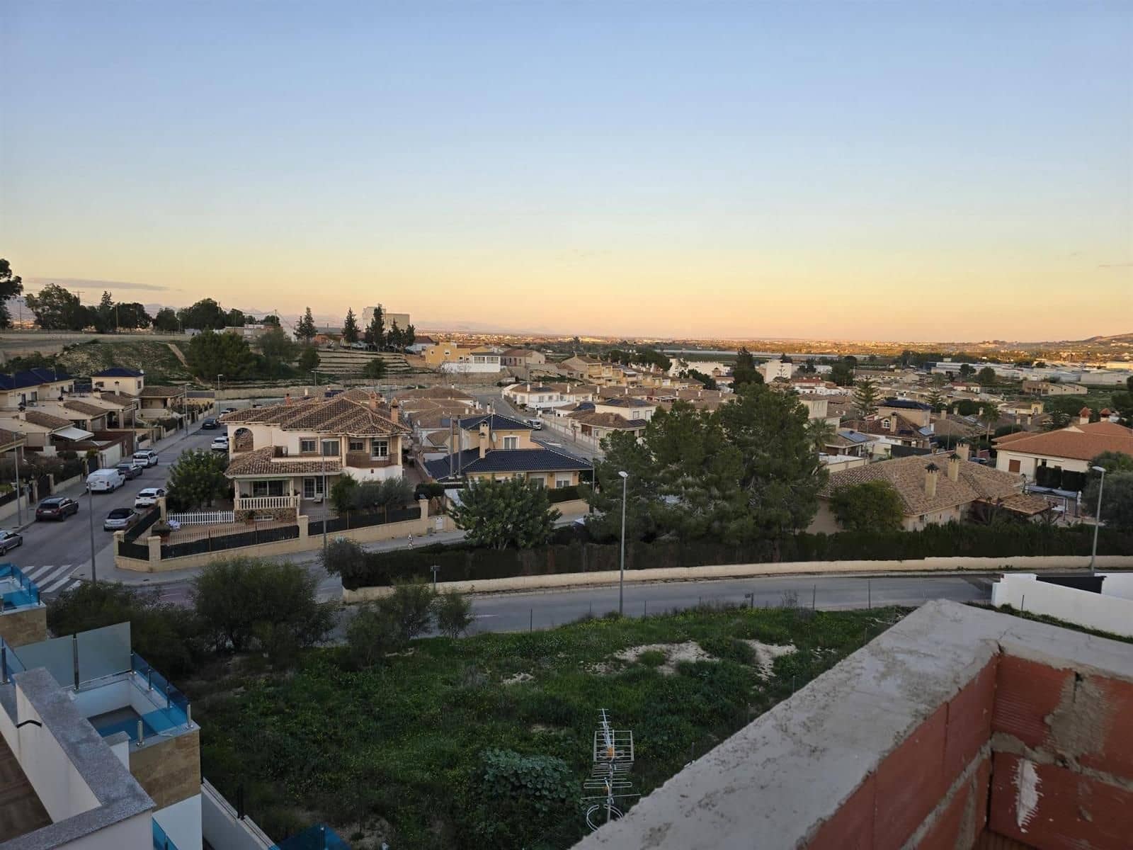 3 sypialnia Dom na sprzedaż w Bigastro z basenem - 250 000 € (Ref: 9588049)