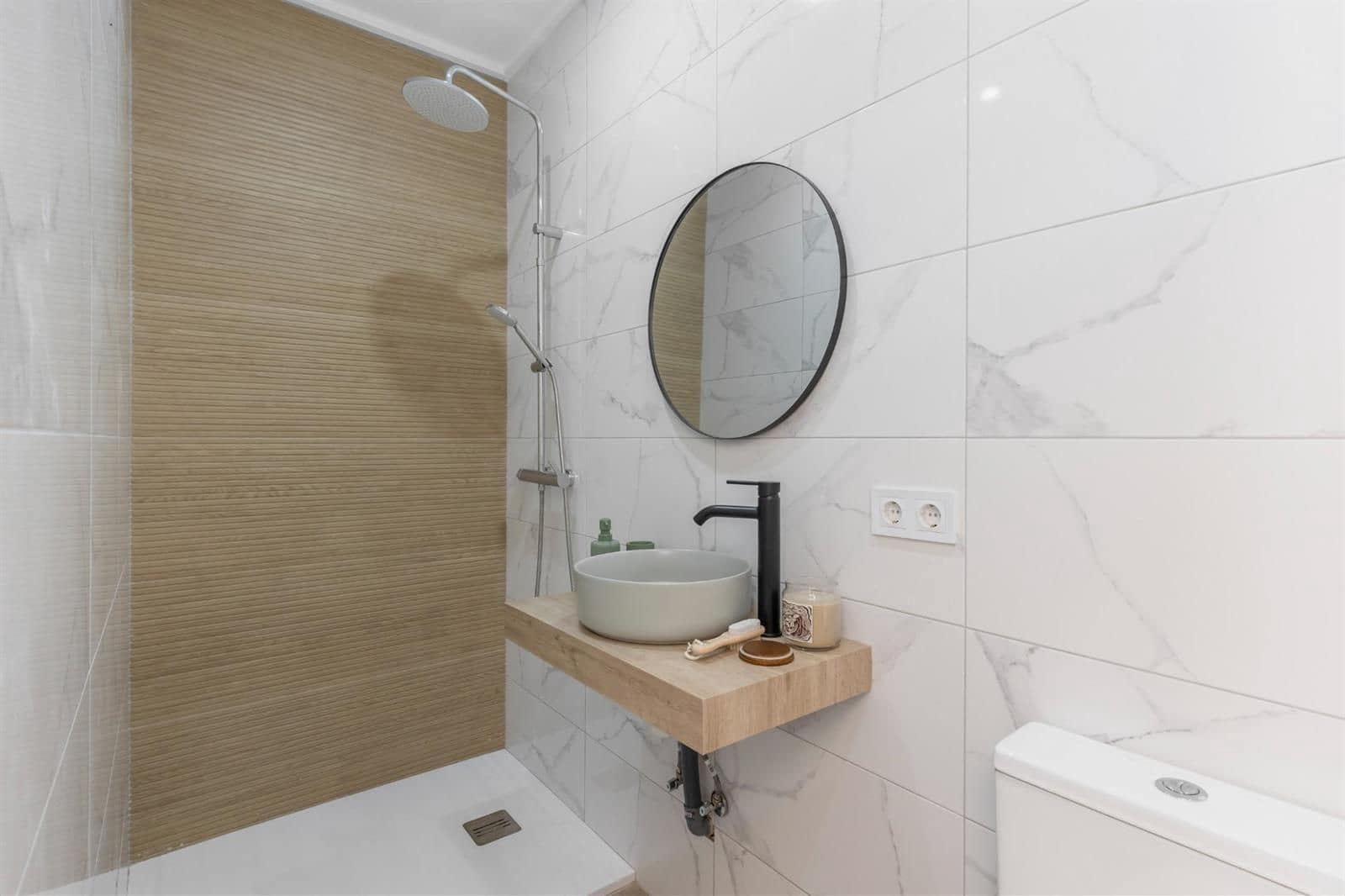 3 chambre Maison de Ville à vendre à Torrevieja - 299 900 € (Ref: 9603275)