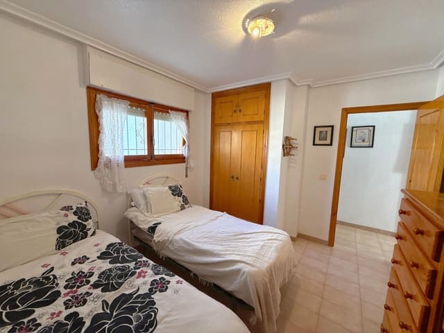 1 sovrum Lägenhet till salu i Punta Prima, Torrevieja med pool garage - 134 950 € (Ref: 9606520)