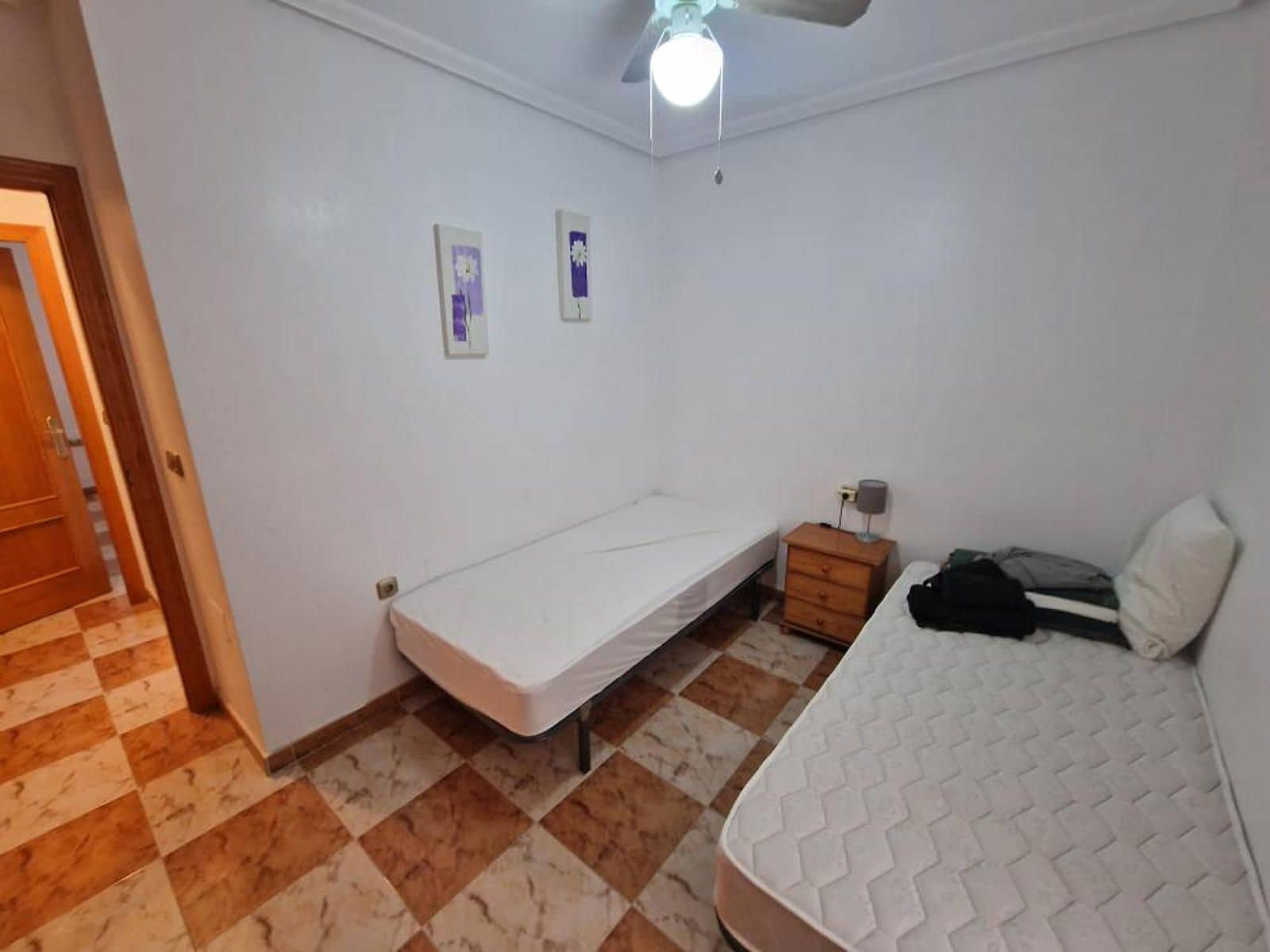 2 bedroom Flat for sale in Orihuela Costa with pool - € 135,000 (Ref: 9606776)