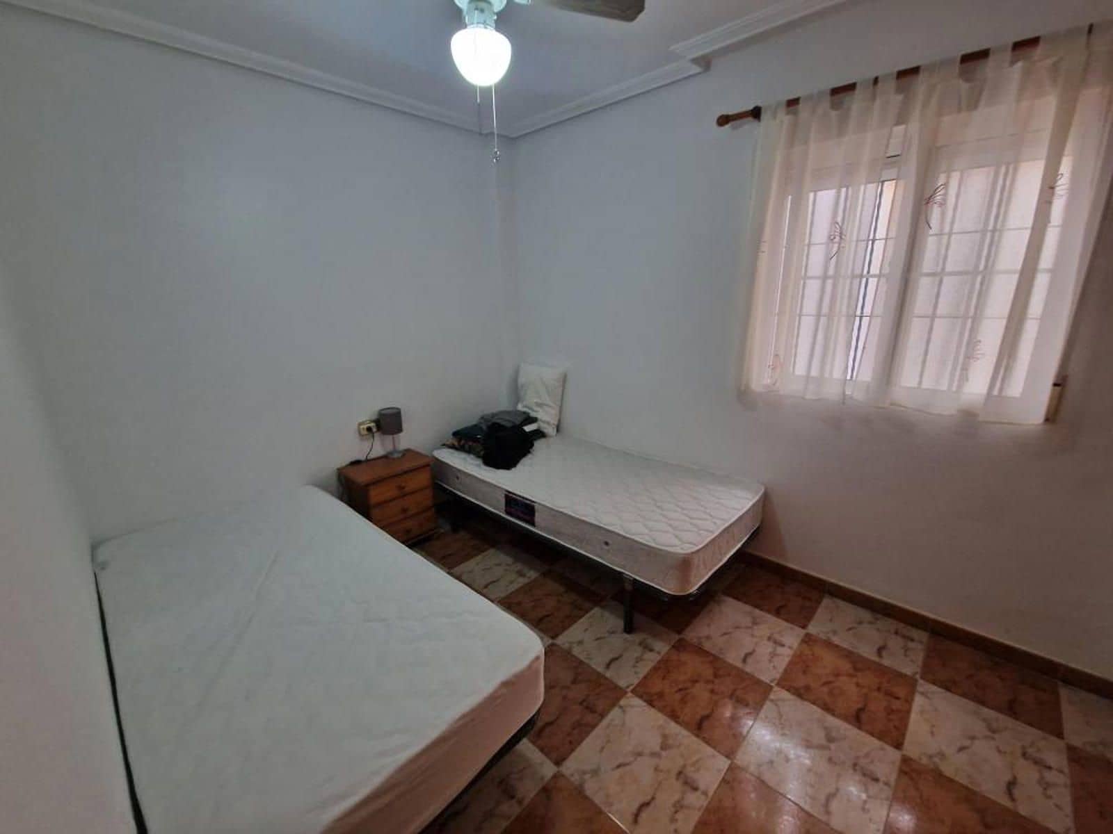 2 bedroom Flat for sale in Orihuela Costa with pool - € 135,000 (Ref: 9606776)