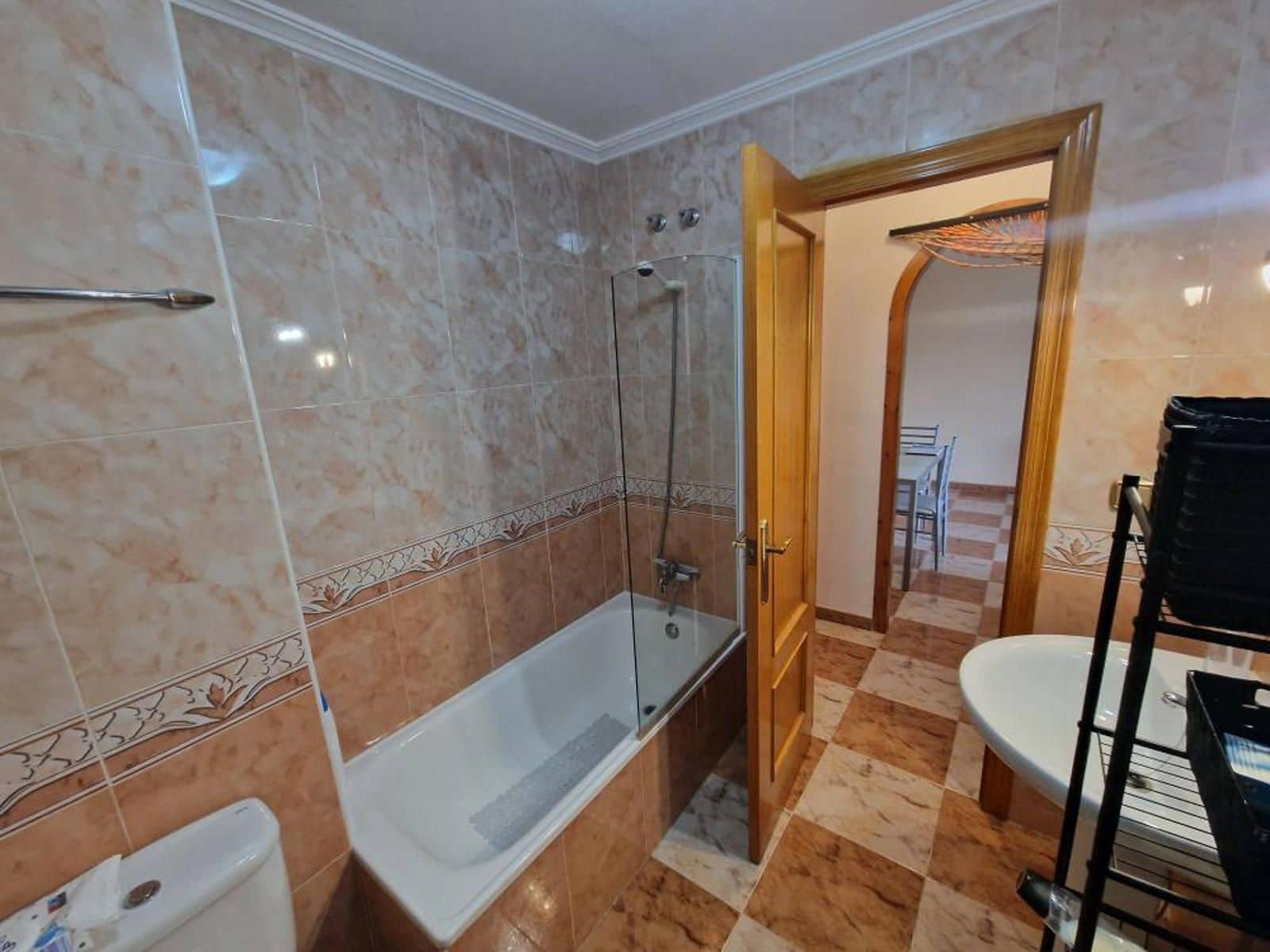 2 bedroom Flat for sale in Orihuela Costa with pool - € 135,000 (Ref: 9606776)