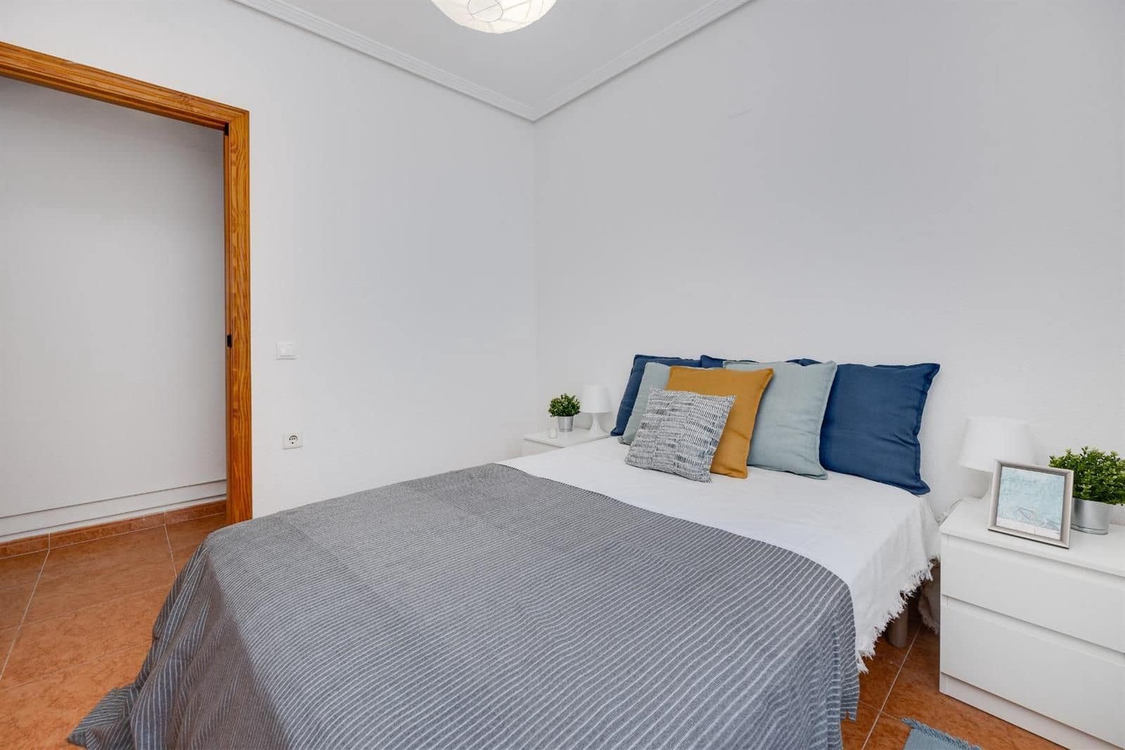 3 makuuhuone Kattohuoneisto myytävänä paikassa Torrevieja - 199 900 € (Ref: 9609616)