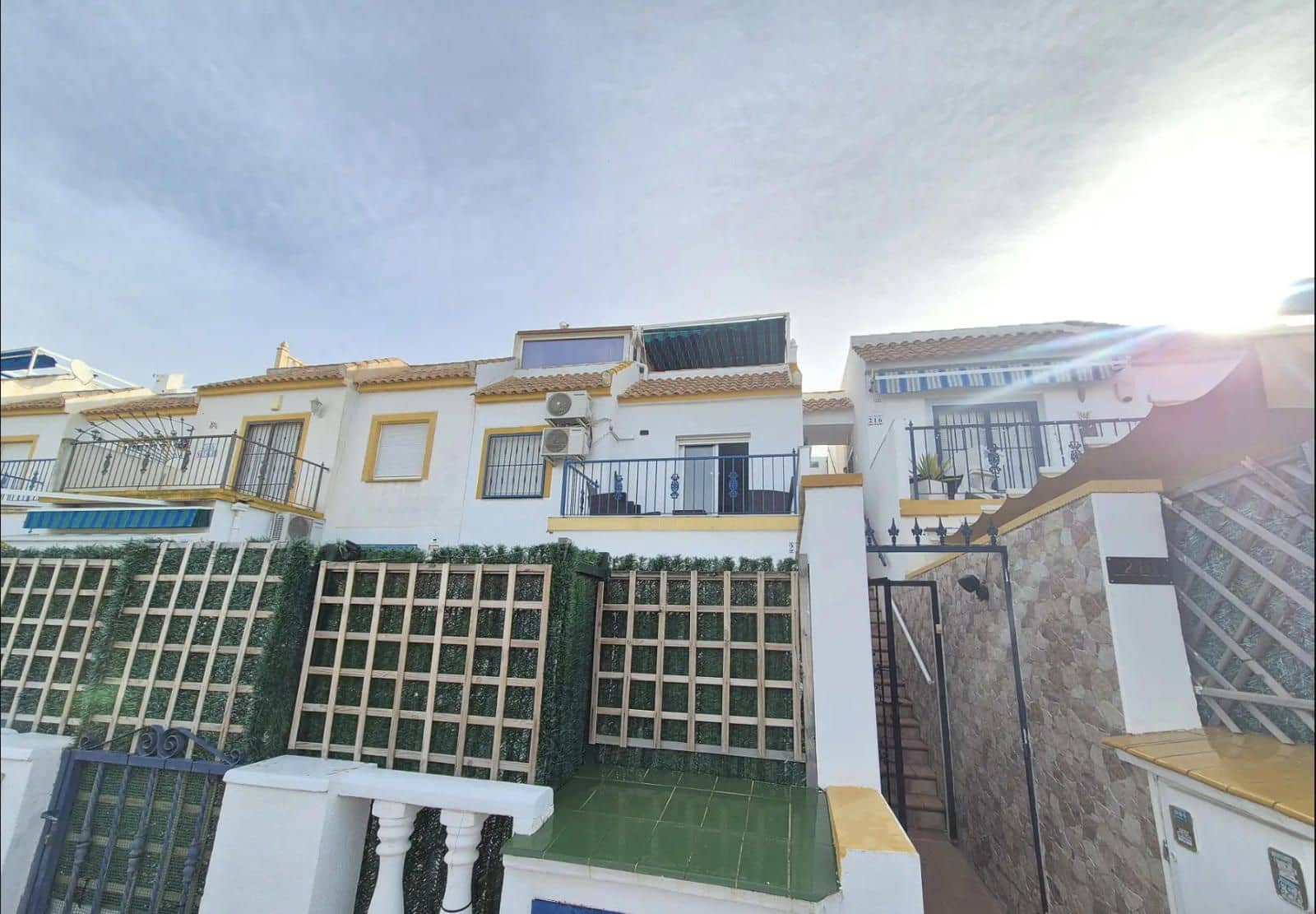 3 soveværelse Villa til salg i La Florida med swimmingpool - € 169.950 (Ref: 9614289)