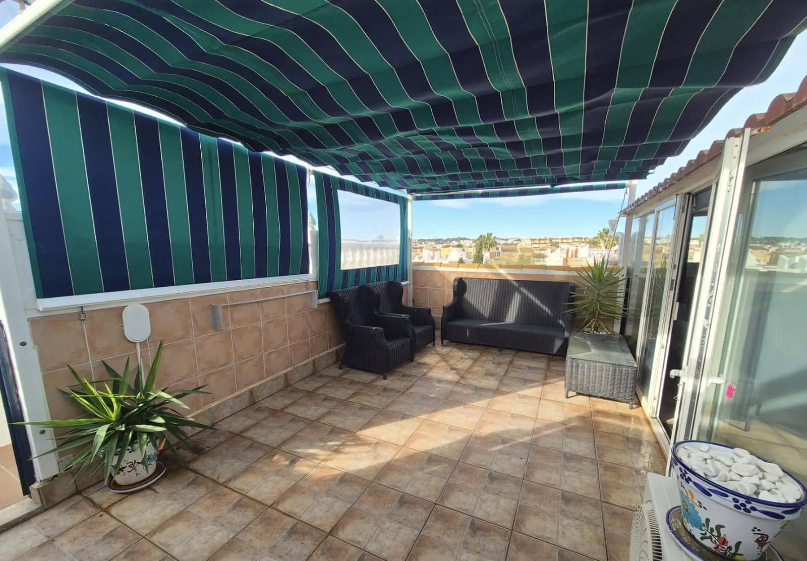 3 soveværelse Villa til salg i La Florida med swimmingpool - € 169.950 (Ref: 9614289)