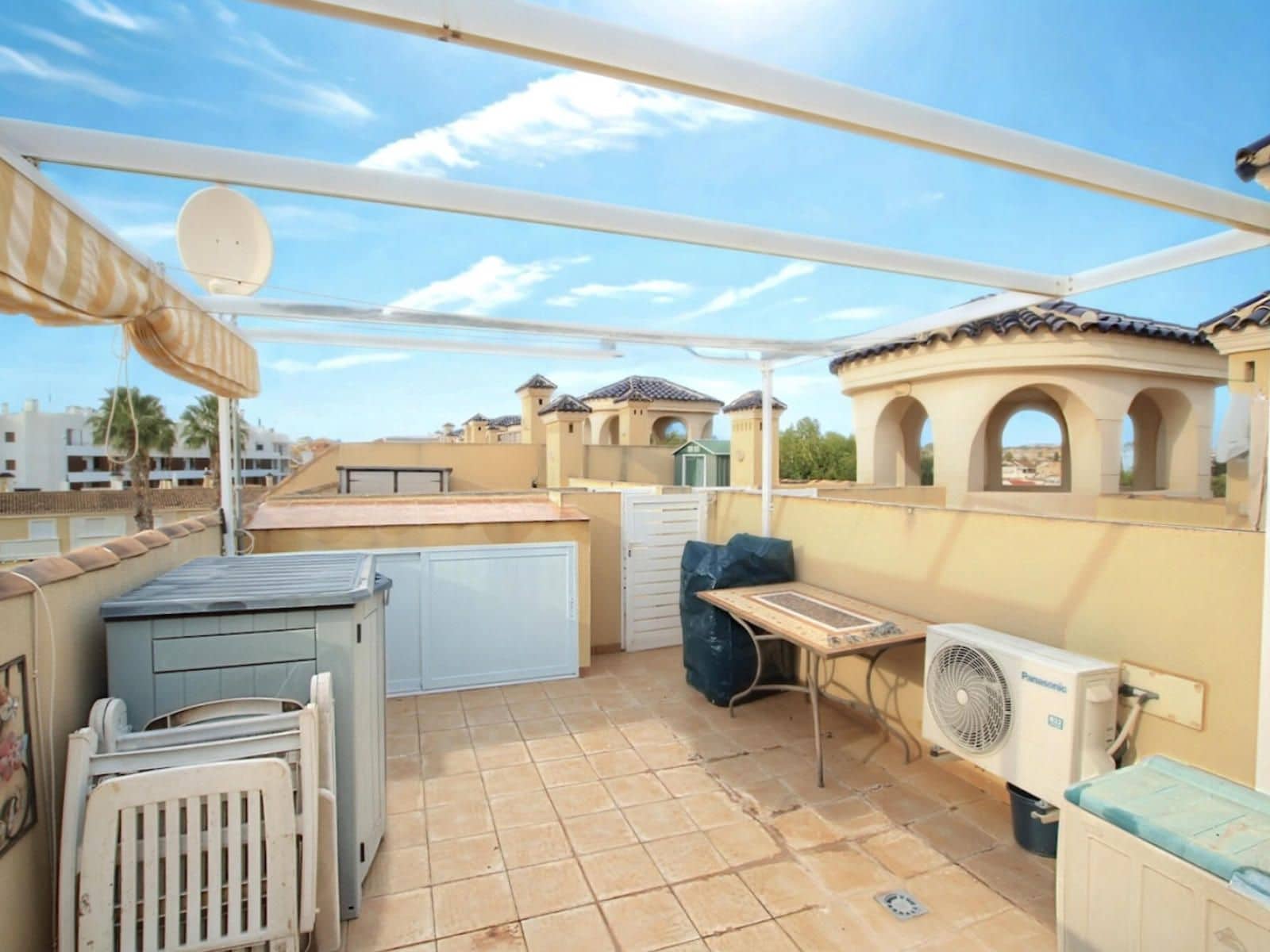 2 bedroom Flat for sale in Orihuela Costa with pool garage - € 169,950 (Ref: 9614290)