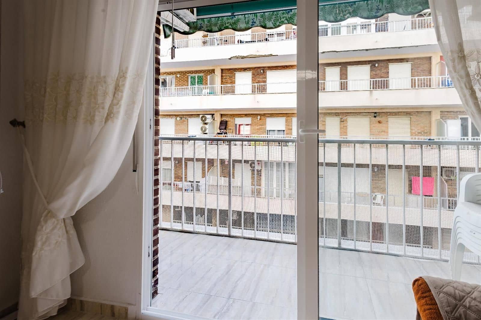 2 bedroom Flat for sale in Torrevieja - € 159,990 (Ref: 9623142)