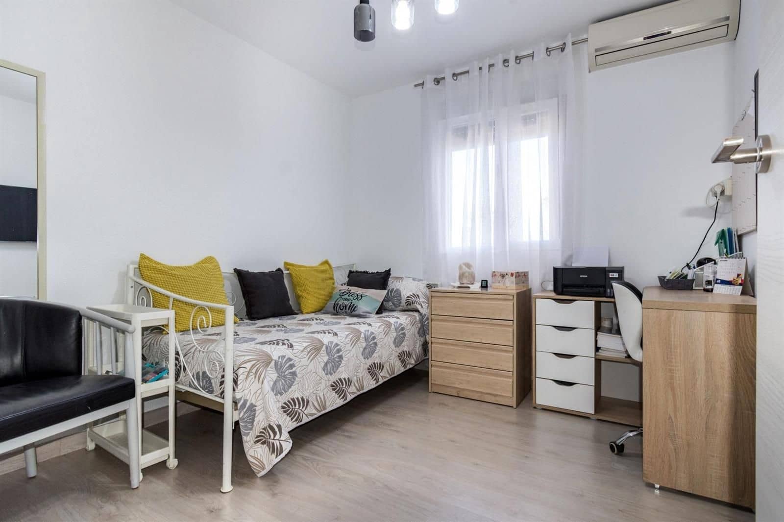 2 makuuhuone Omakotitalo myytävänä paikassa Torrevieja mukana uima-altaan - 190 000 € (Ref: 9628042)