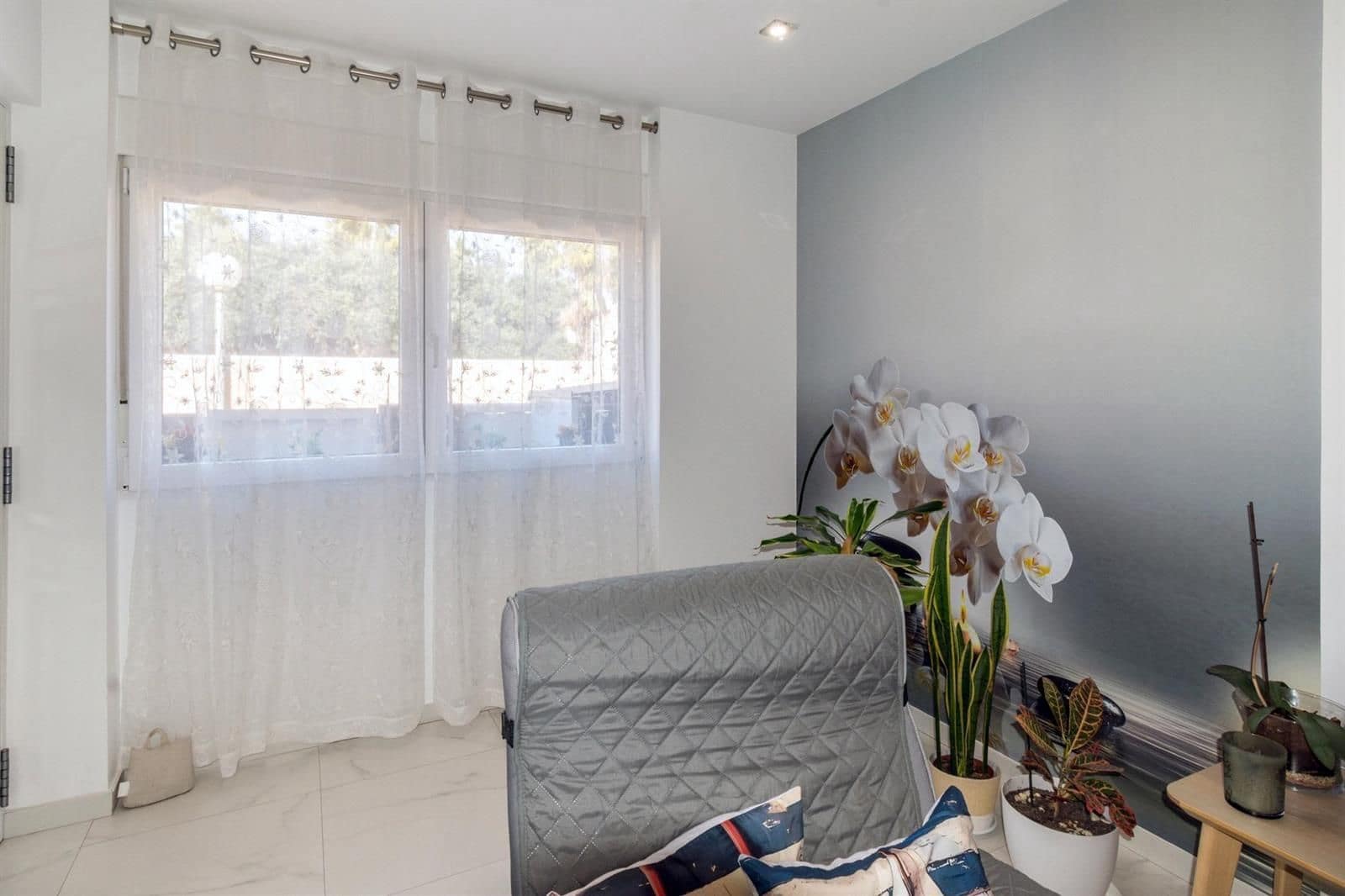 2 makuuhuone Omakotitalo myytävänä paikassa Torrevieja mukana uima-altaan - 190 000 € (Ref: 9628042)