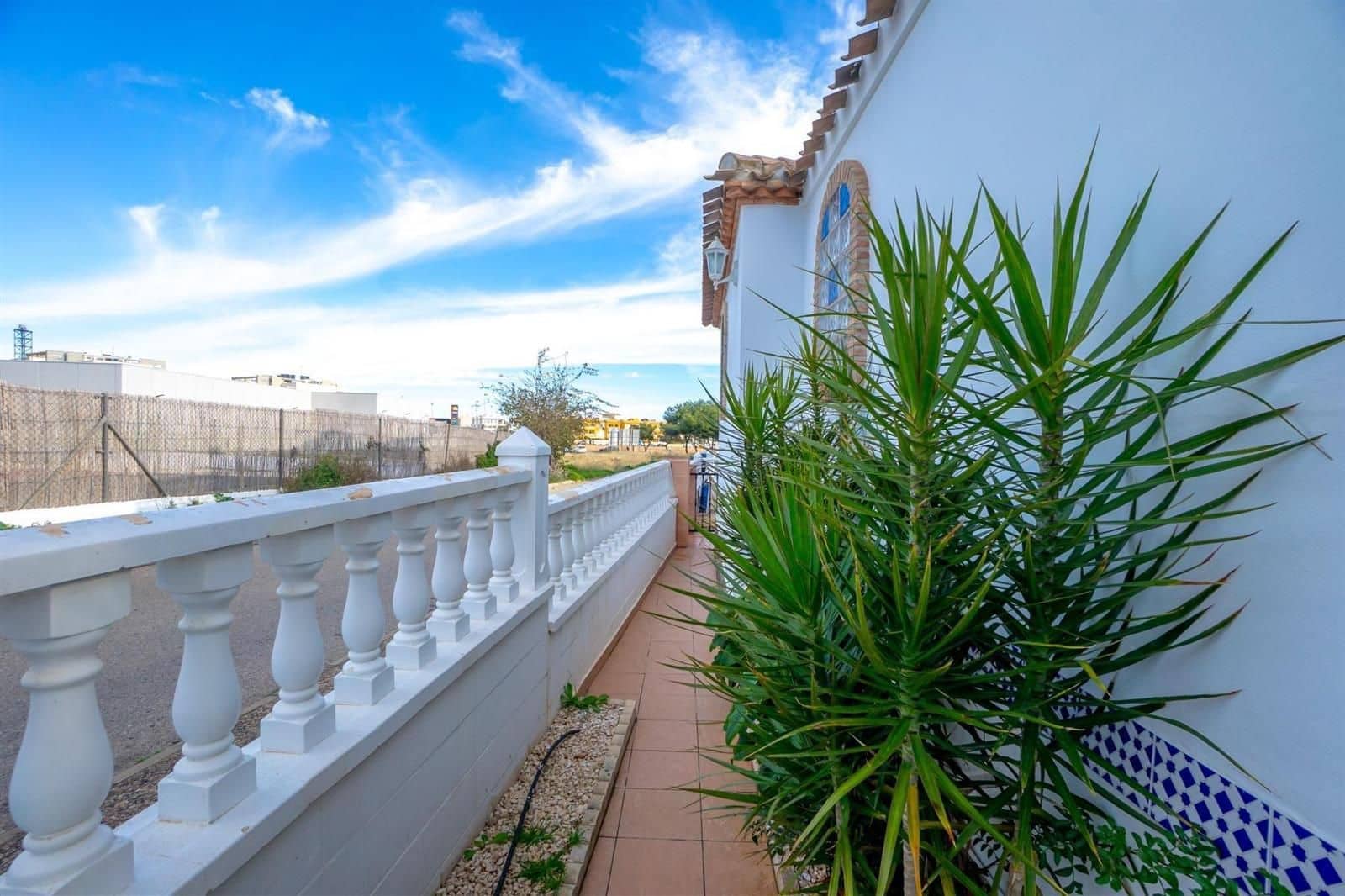 4 soverom Villa til salgs i Los Dolses med svømmebasseng garasje - € 395 000 (Ref: 9628043)