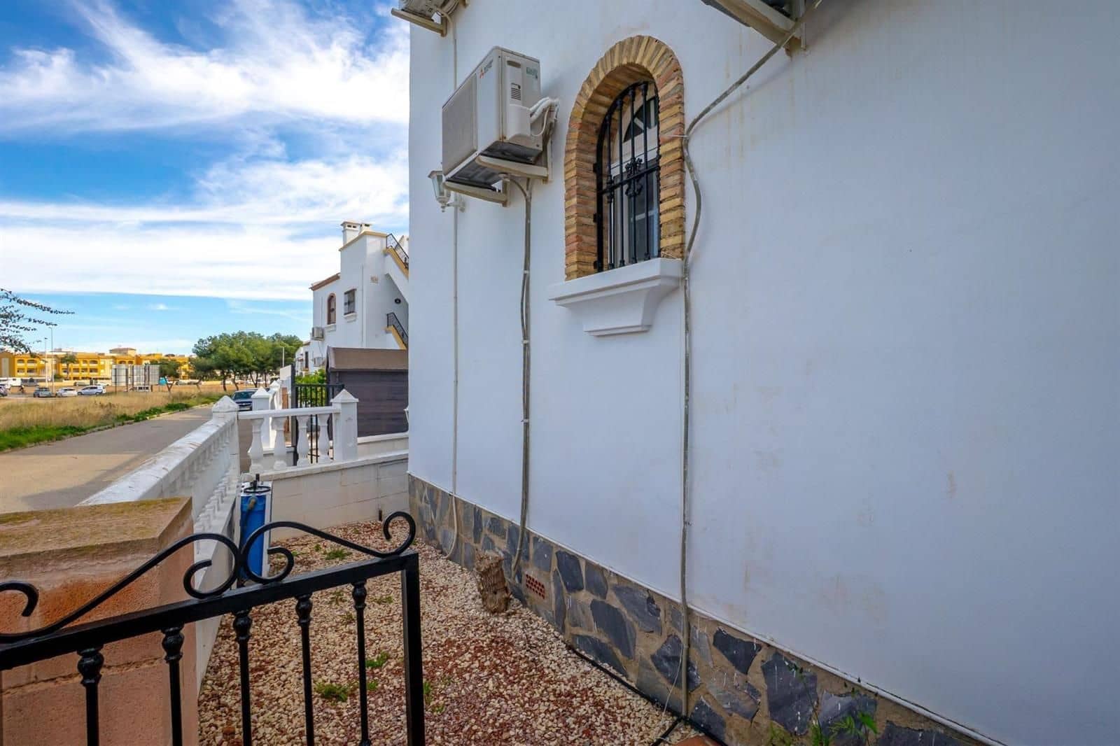 4 soverom Villa til salgs i Los Dolses med svømmebasseng garasje - € 395 000 (Ref: 9628043)