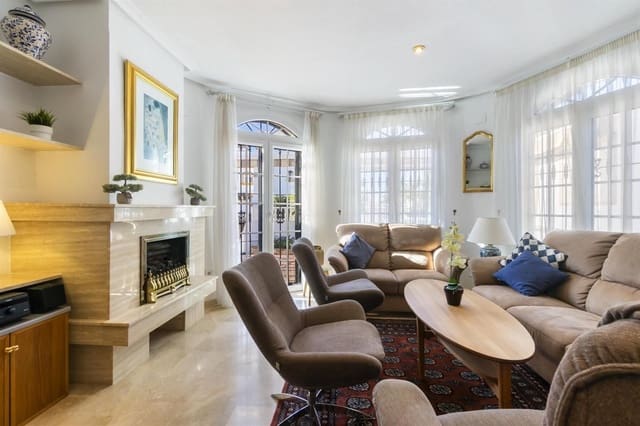 4 soverom Villa til salgs i Los Dolses, Orihuela med svømmebasseng garasje - € 395 000 (Ref: 9628043)