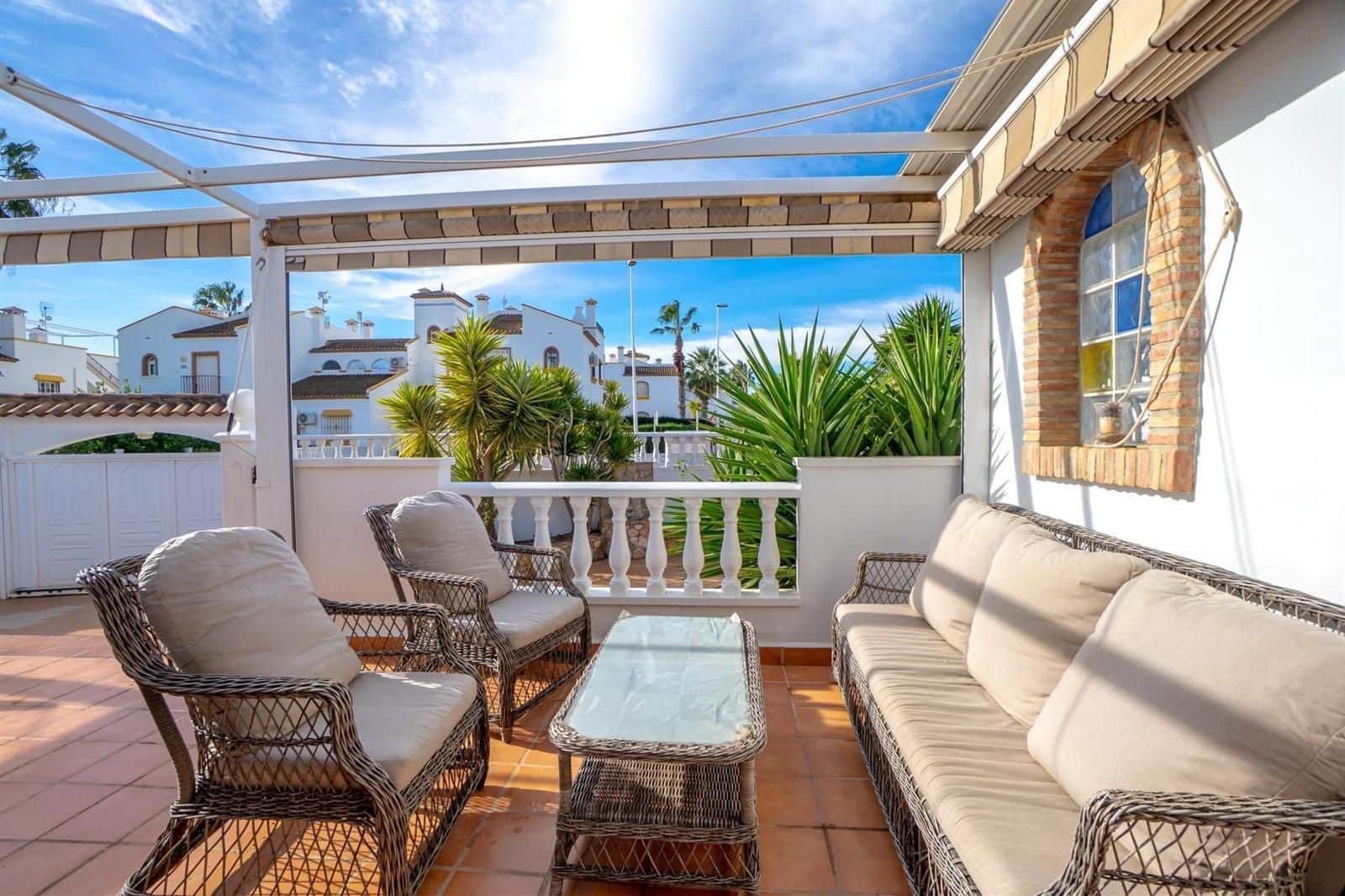 4 soverom Villa til salgs i Los Dolses med svømmebasseng garasje - € 395 000 (Ref: 9628043)