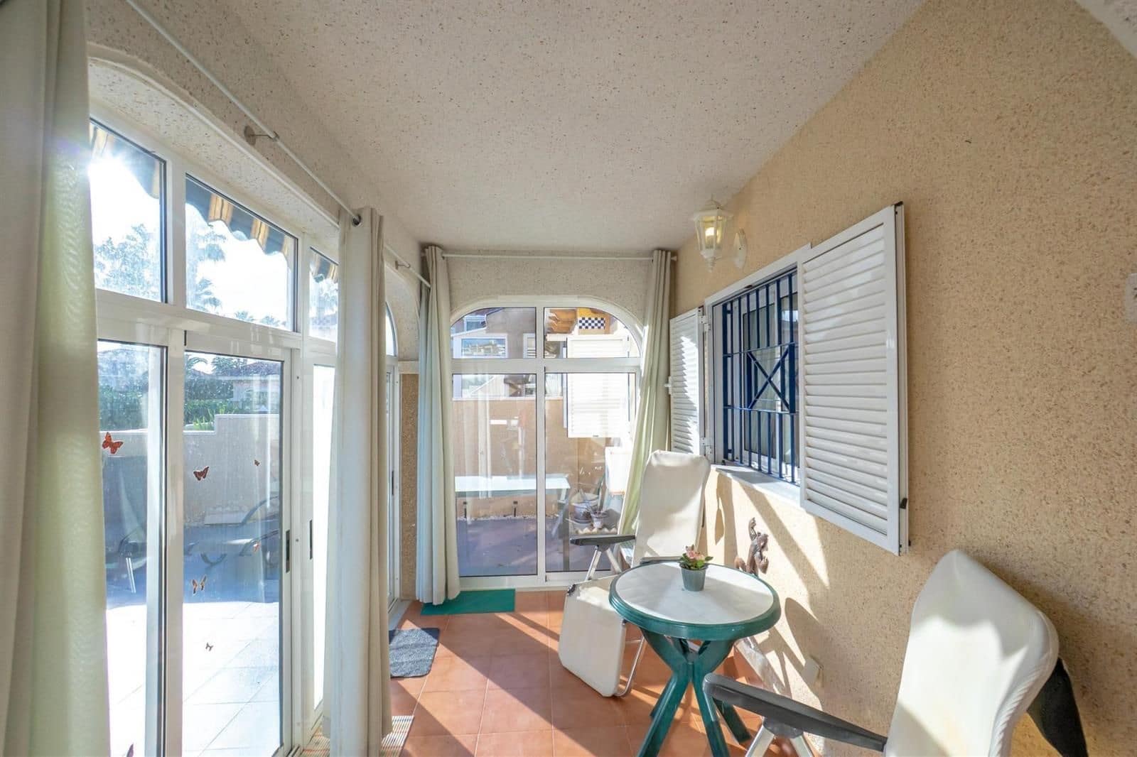 2 makuuhuone Huvila myytävänä paikassa Orihuela Costa mukana uima-altaan - 185 000 € (Ref: 9628044)