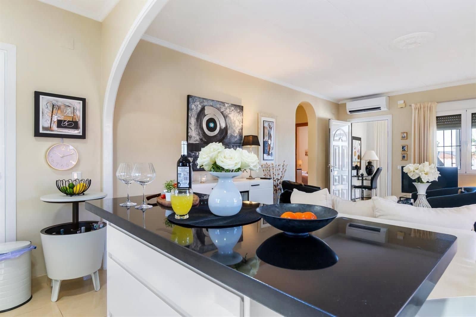 3 chambre Villa/Maison à vendre à El Chaparral avec piscine garage - 359 000 € (Ref: 9628045)