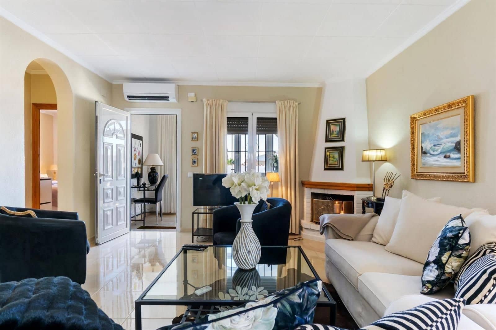 3 chambre Villa/Maison à vendre à El Chaparral avec piscine garage - 359 000 € (Ref: 9628045)