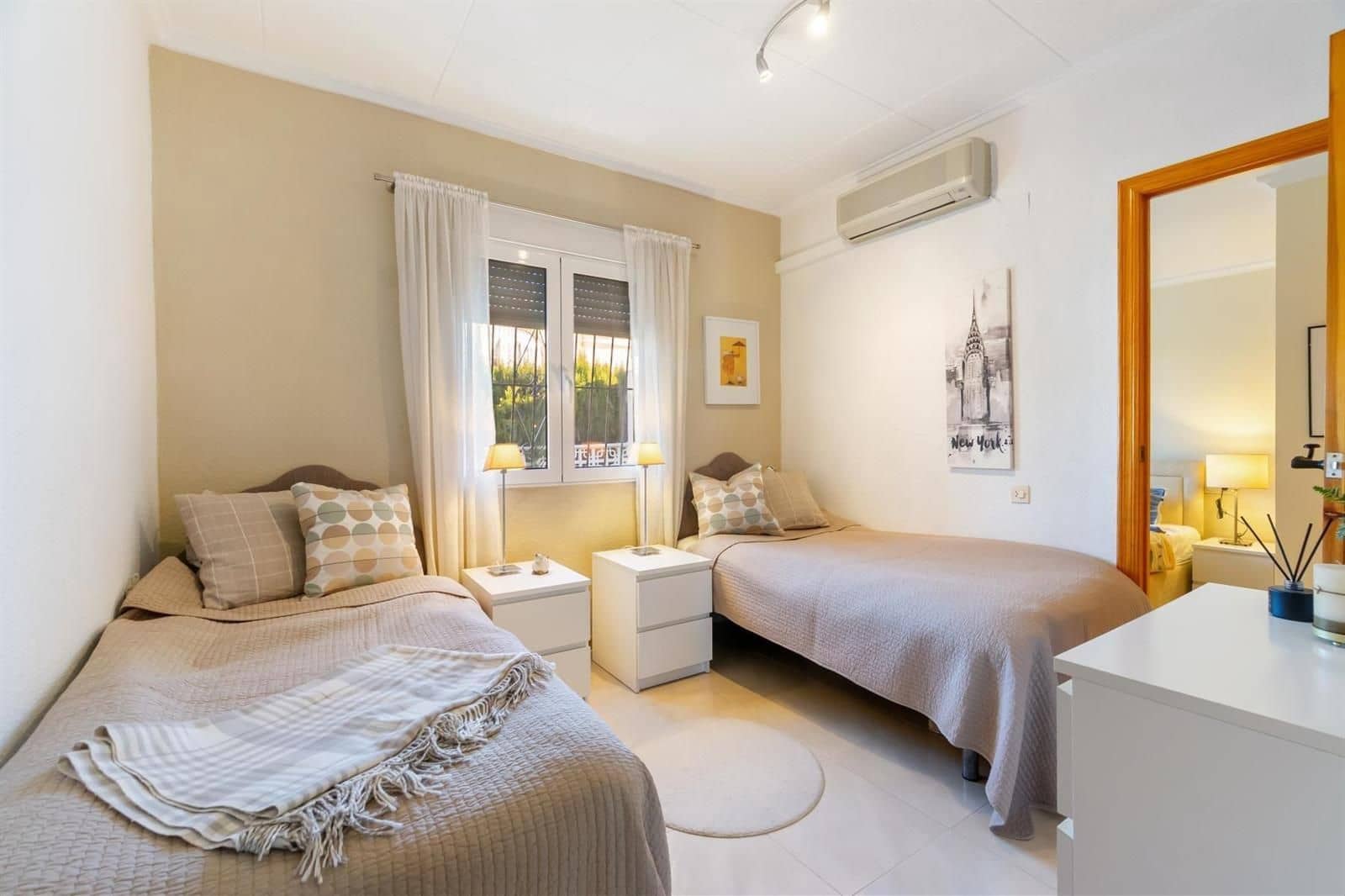 3 chambre Villa/Maison à vendre à El Chaparral avec piscine garage - 359 000 € (Ref: 9628045)