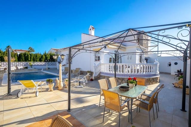 3 chambre Villa/Maison à vendre à El Chaparral, Torrevieja avec piscine garage - 359 000 € (Ref: 9628045)