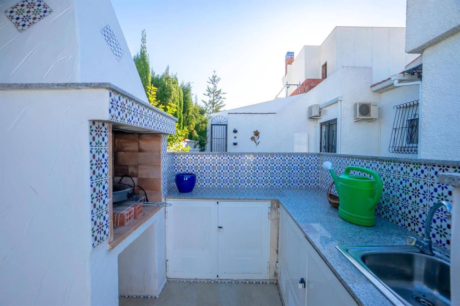 3 chambre Villa/Maison à vendre à El Chaparral avec piscine garage - 359 000 € (Ref: 9628045)
