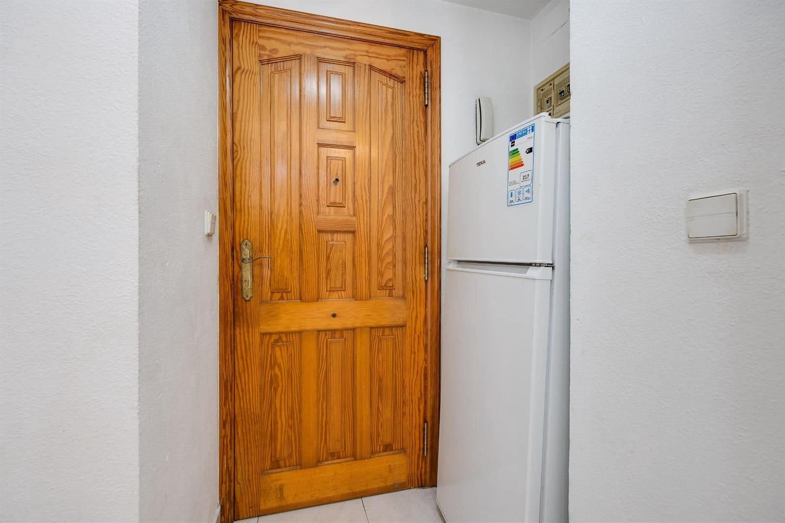 Wohnung zu verkaufen in Torrevieja - 99.900 € (Ref: 9640672)