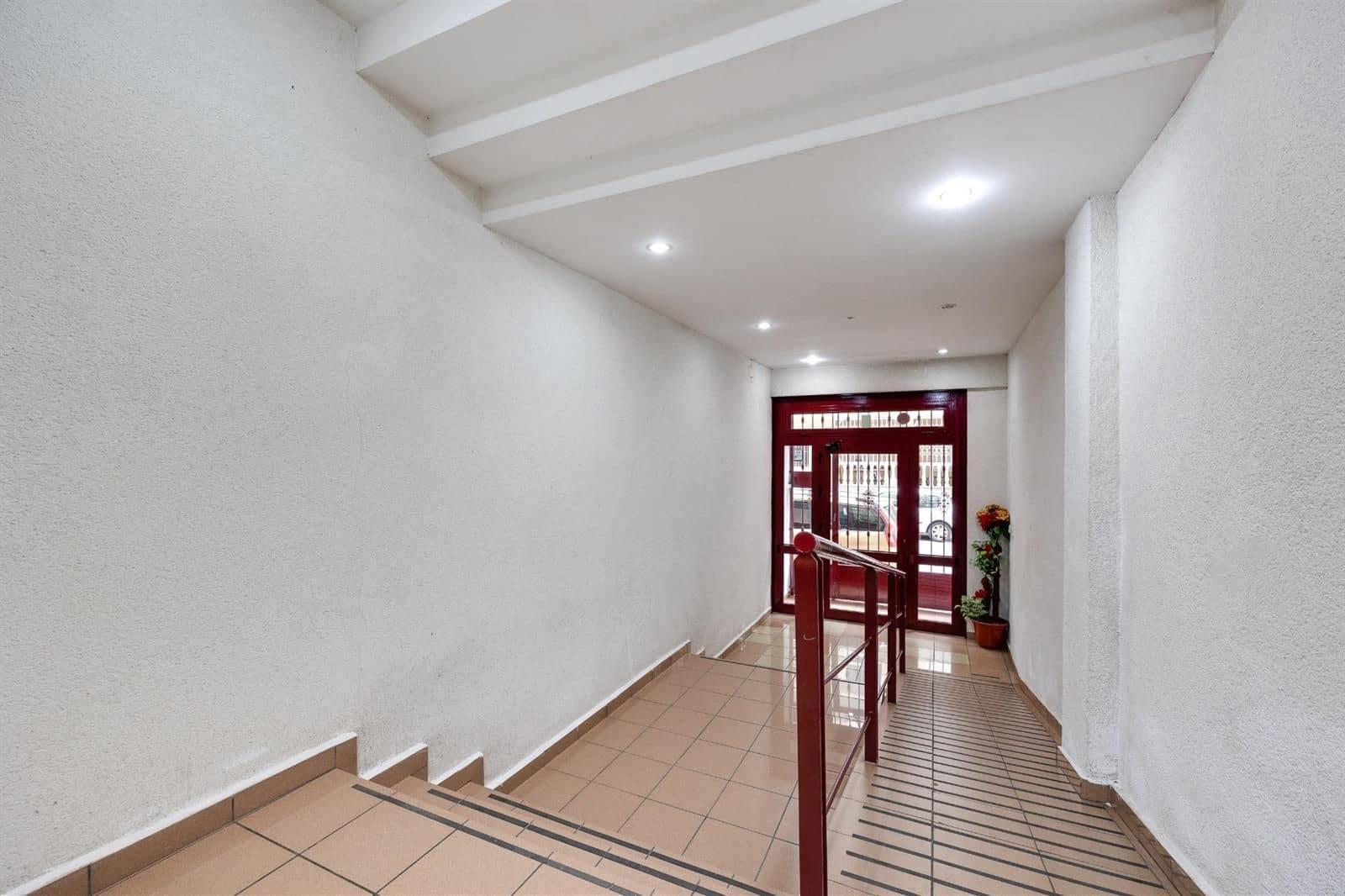 Wohnung zu verkaufen in Torrevieja - 99.900 € (Ref: 9640672)