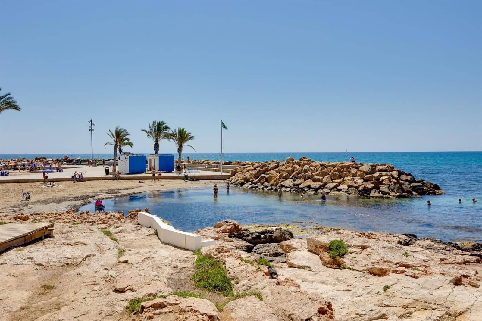 Wohnung zu verkaufen in Torrevieja - 99.900 € (Ref: 9640672)