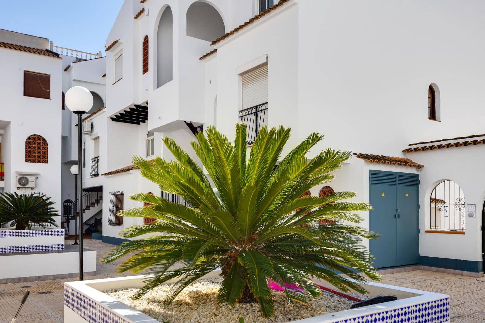 2 slaapkamer Villa te koop in Torrevieja met zwembad - € 159.900 (Ref: 9654430)