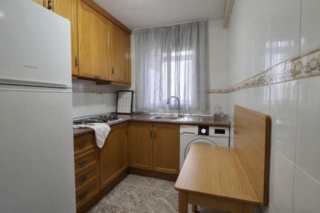 2 soveværelse Lejlighed til salg i Centro - Muelle Pesquero, Torrevieja - € 119.900 (Ref: 9656602)